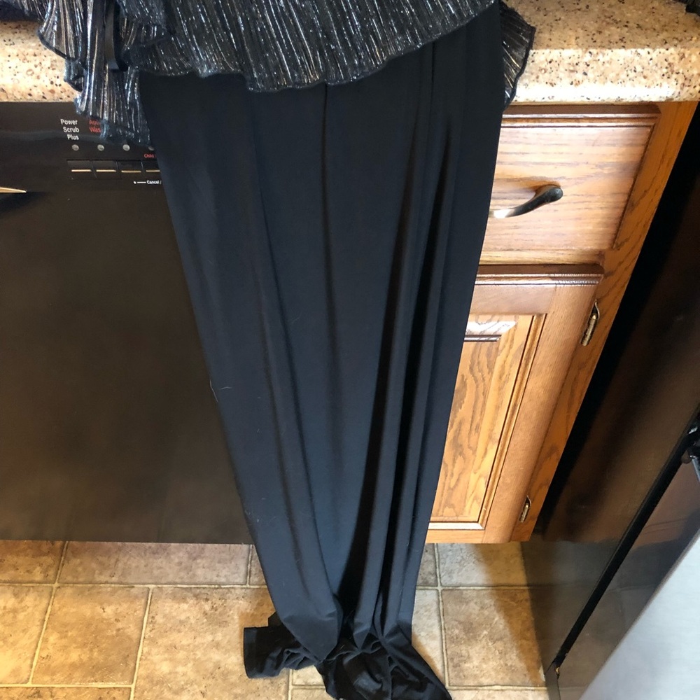 Dress - Picture 5 of 5